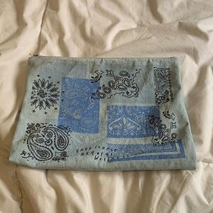 Free people beauty bag